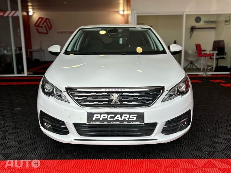 Peugeot 308 e-THP Allure