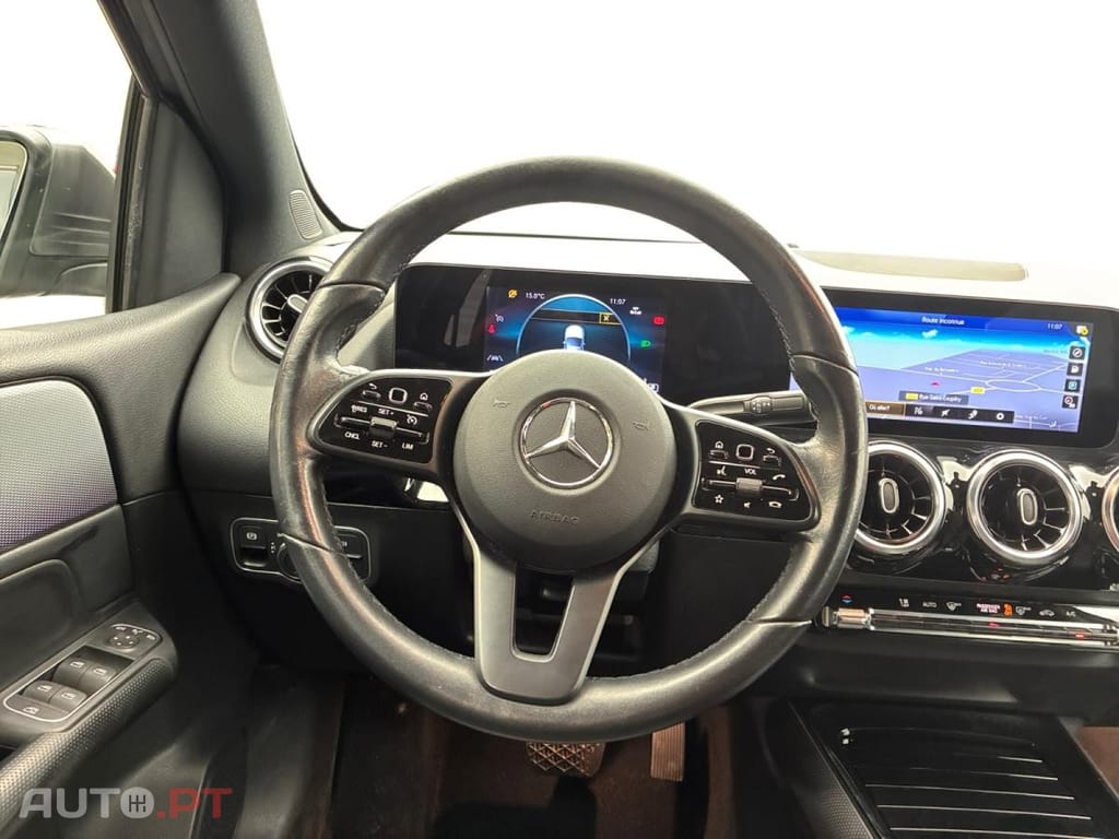 Mercedes-Benz B 180 d 8G-DCT