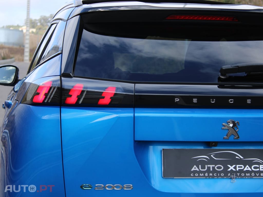 Peugeot E-2008 GT Pack