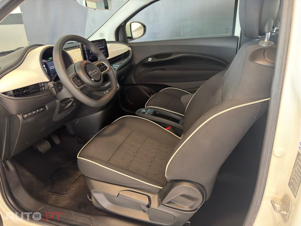 Fiat 500e 42 kWh Icon