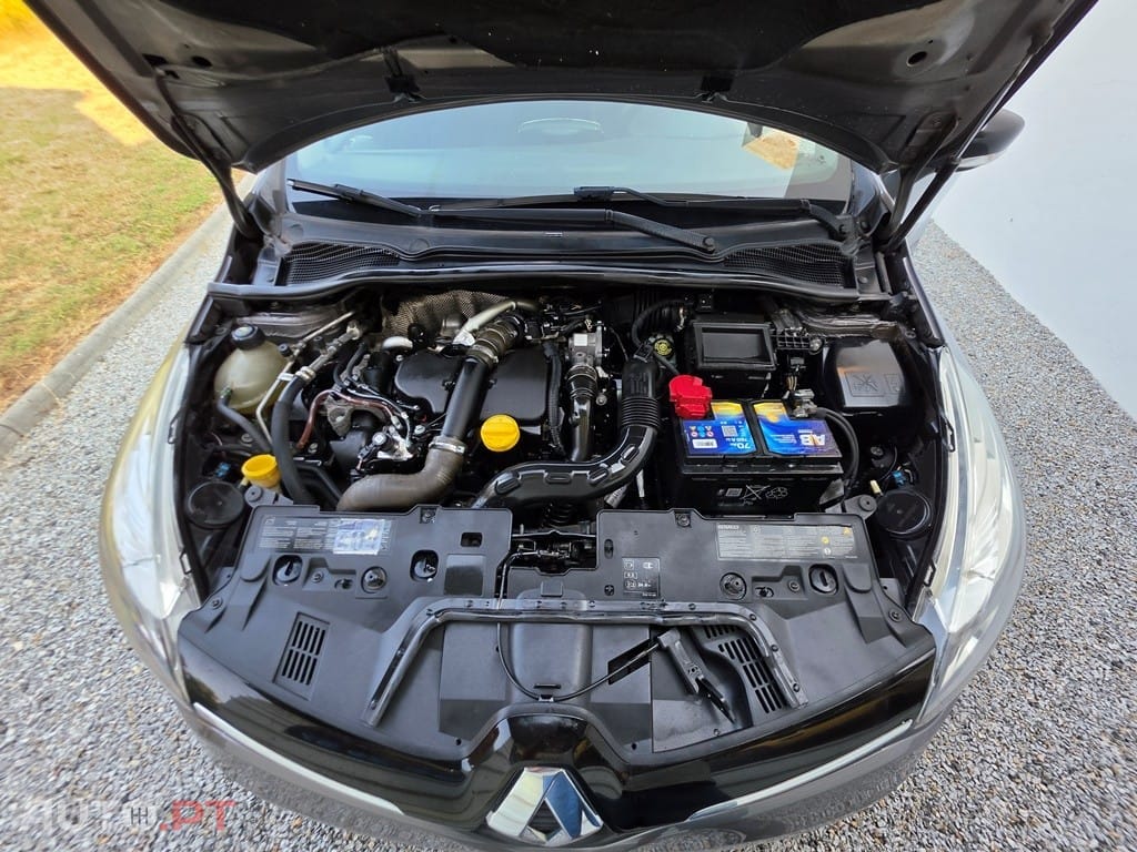 Renault Clio 1.5 dCi Confort — fotografia 12