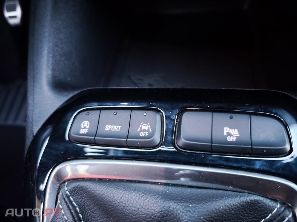 Opel Corsa 1.2 T GS Line