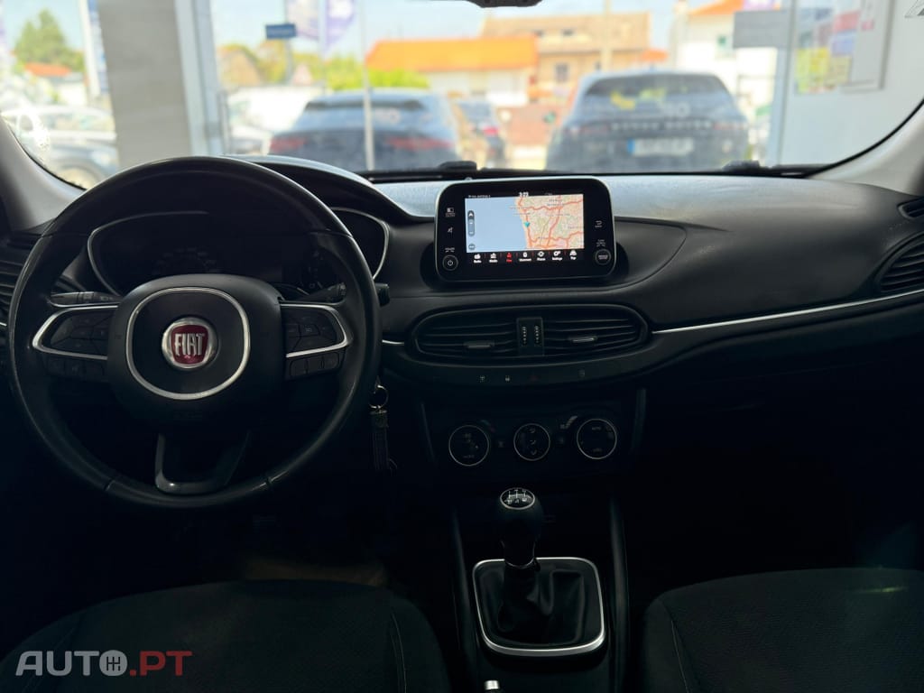 Fiat Tipo 1.3 M-Jet Lounge
