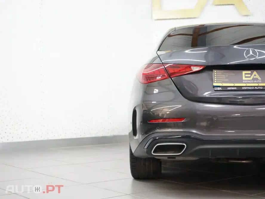 Mercedes-Benz C 300 e T 9G-TRONIC AMG Line