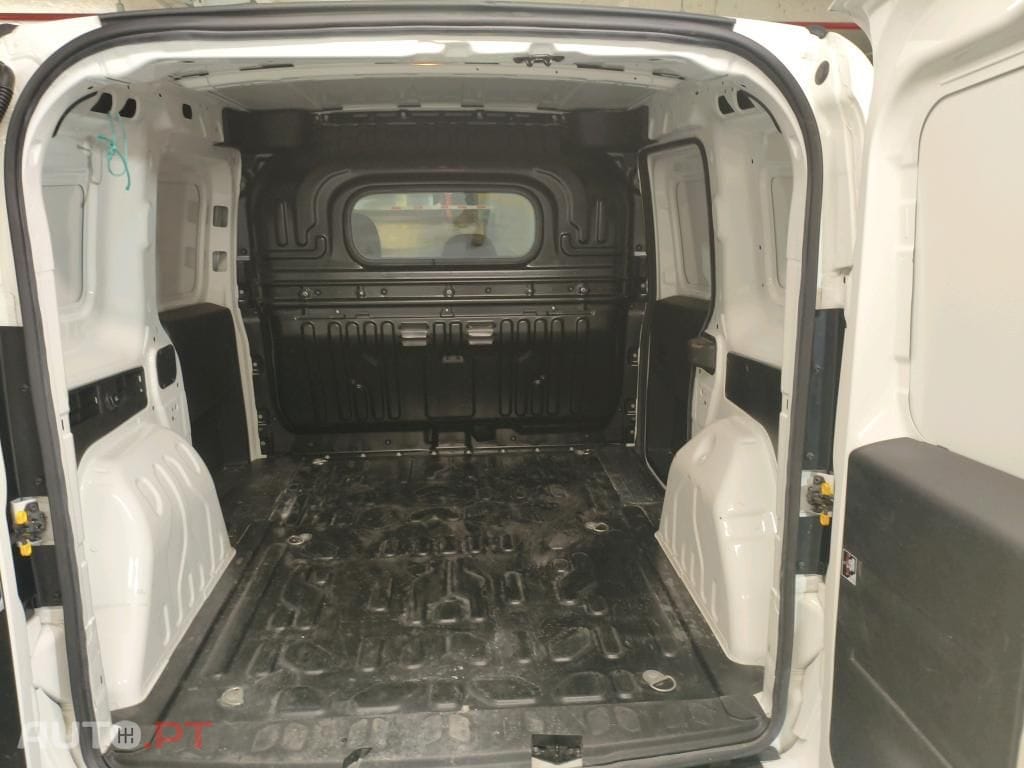 Fiat Doblo DOBLO CARGO 1.6 MJ SX 3L