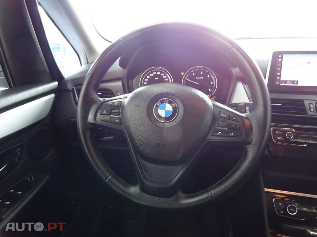 BMW 216 d 7L Line Luxury Auto