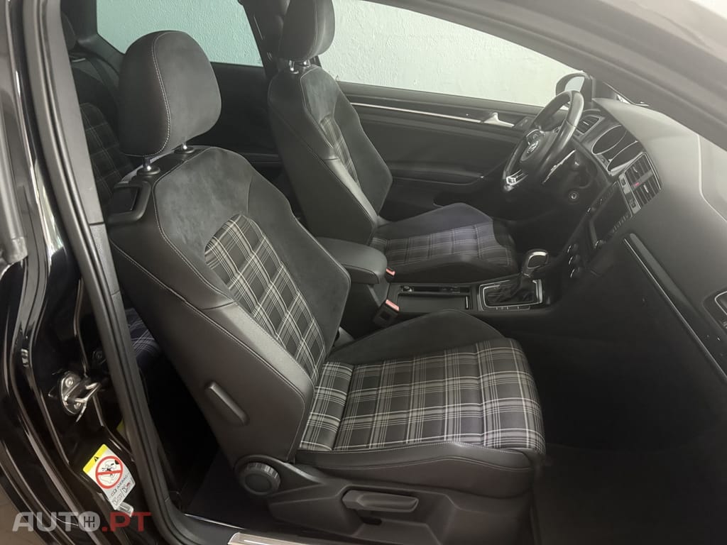 Volkswagen Golf 2.0 TDI GTD DSG
