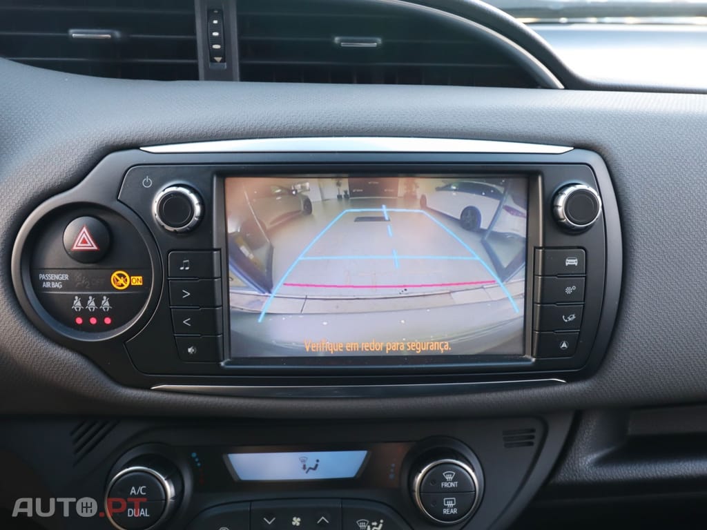 Toyota Yaris 1.5 HSD Active