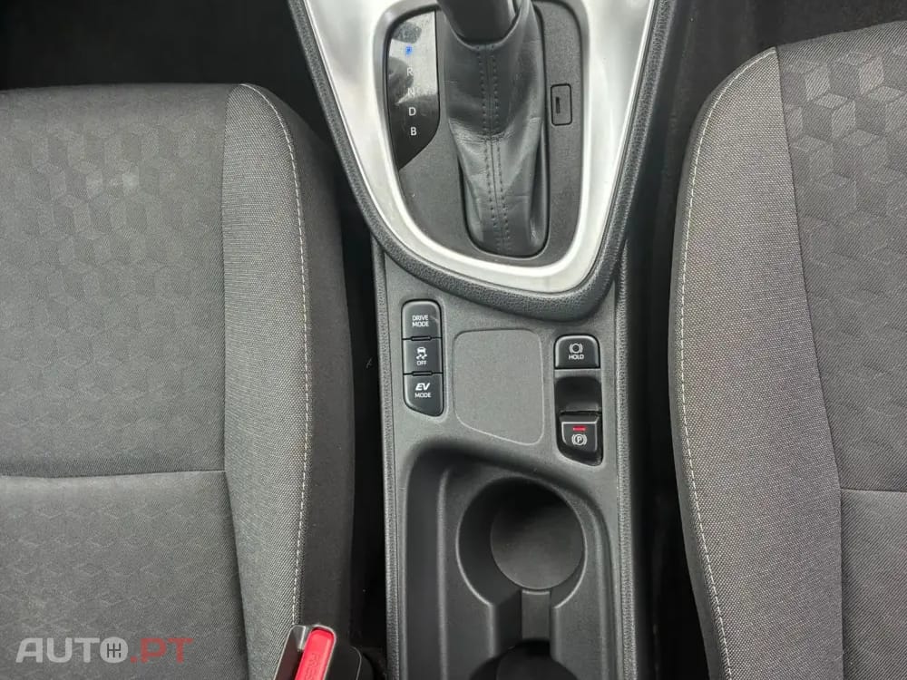 Toyota Yaris 1.5 HSD Exclusive+Pack Luxury