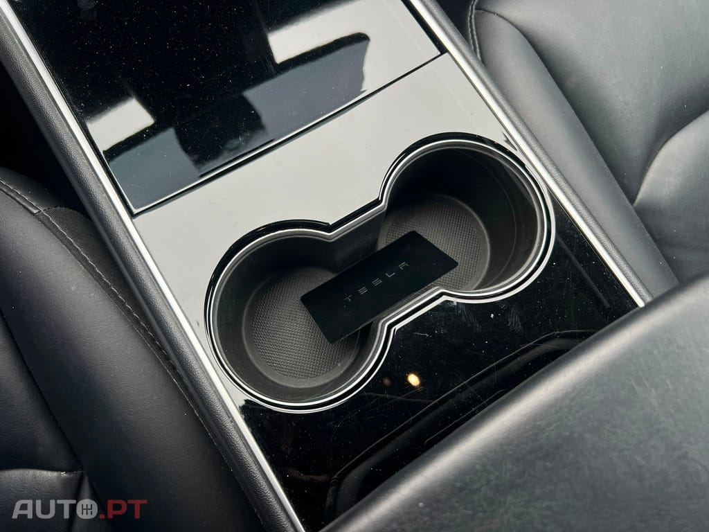 Tesla Model 3 Standard RWD Plus