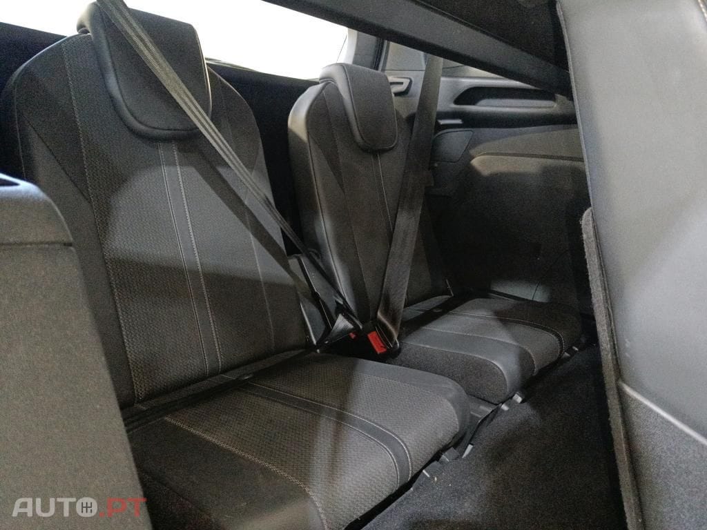 Peugeot 5008 1.5 BlueHDi GT EAT8