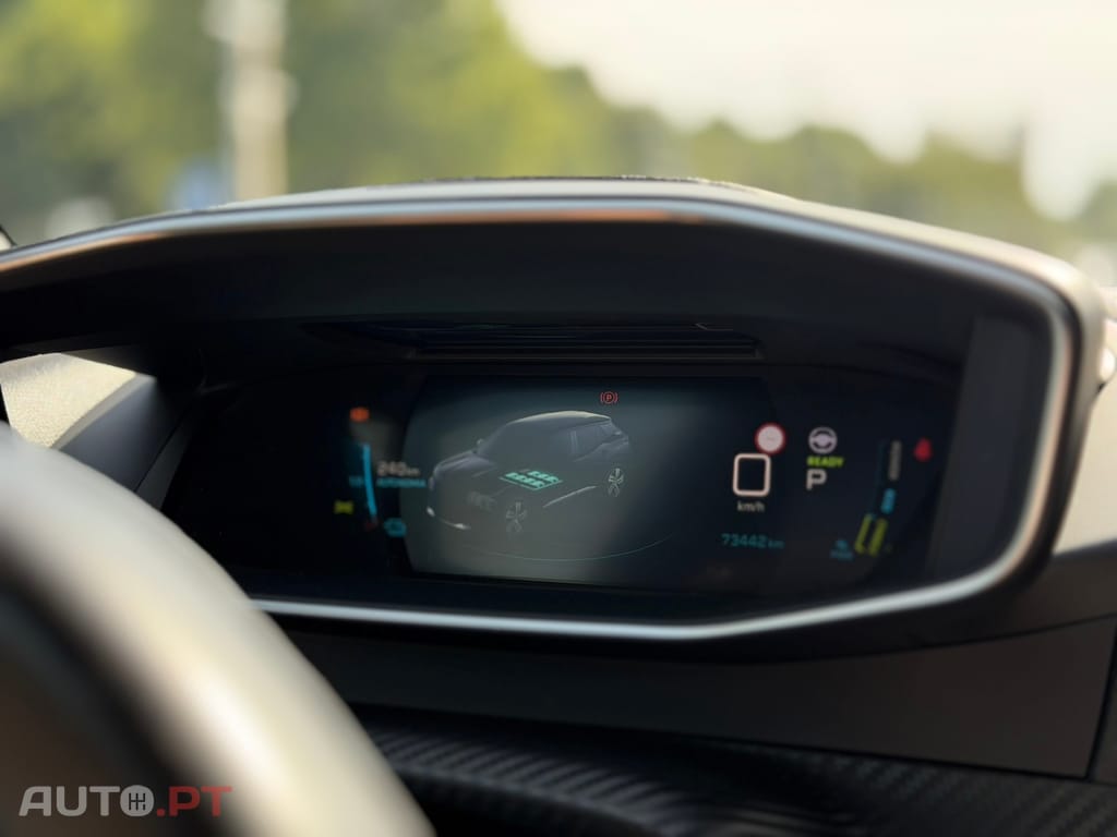 Peugeot E-2008 50 kWh GT