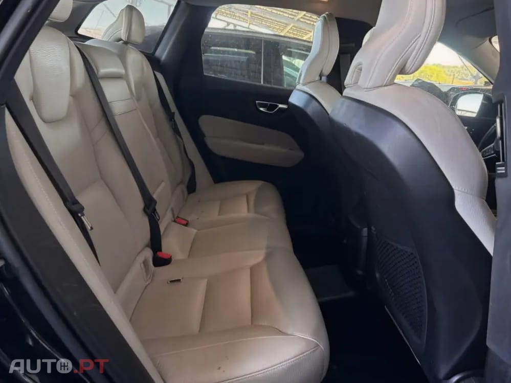 Volvo XC60 2.0 T8 PHEV Inscription Expression AWD