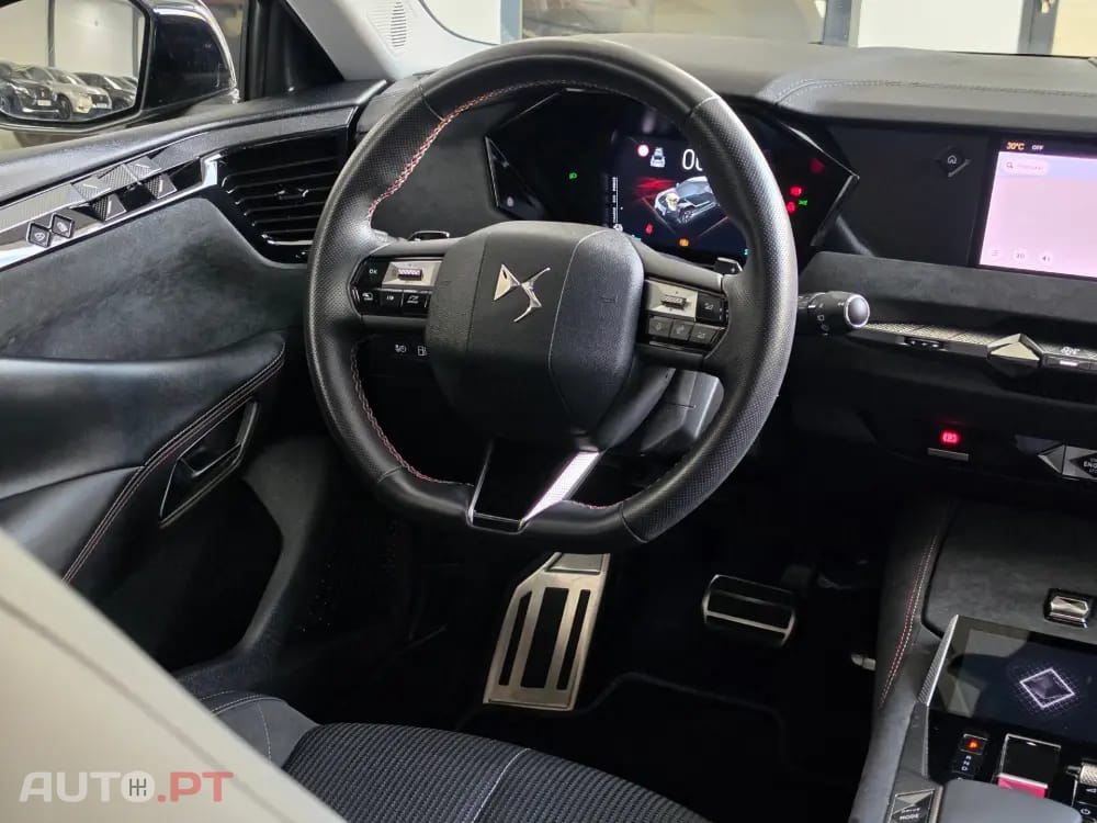 DS 4 E-TENSE 225 PERFORMANCE LINE+ — fotografia 36