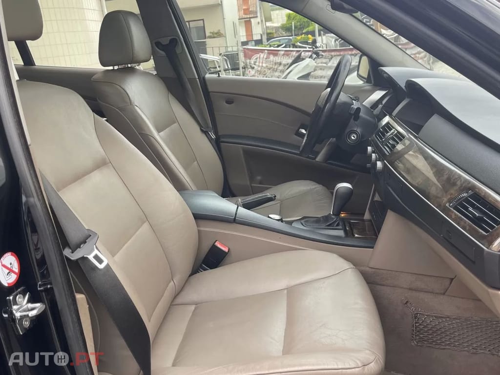 BMW 530 DA SPORT LOOK M (NACIONAL)