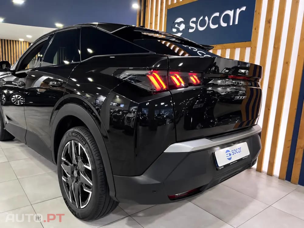 Peugeot 3008 1.2 Hybrid Allure e-DCS6