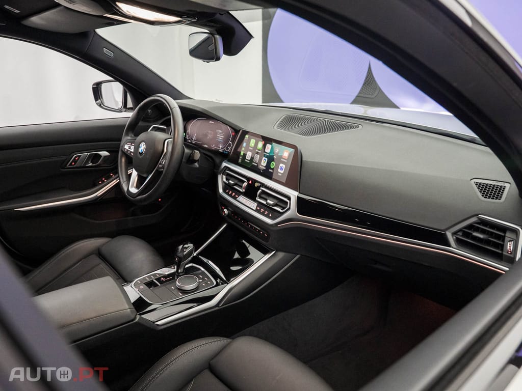 BMW 320 e Line Sport Auto