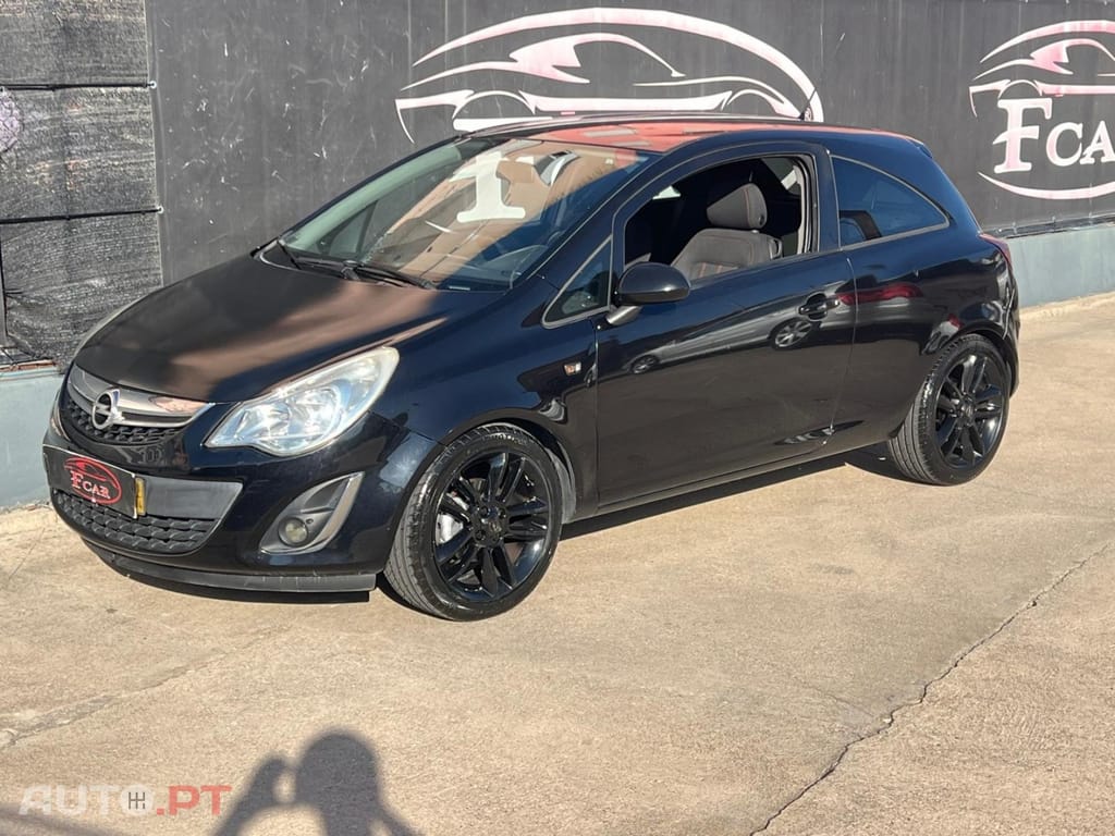 Opel Corsa 1.2 Black Edition