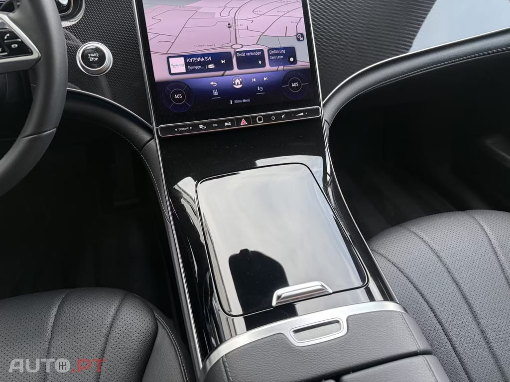 Mercedes-Benz EQE 300 