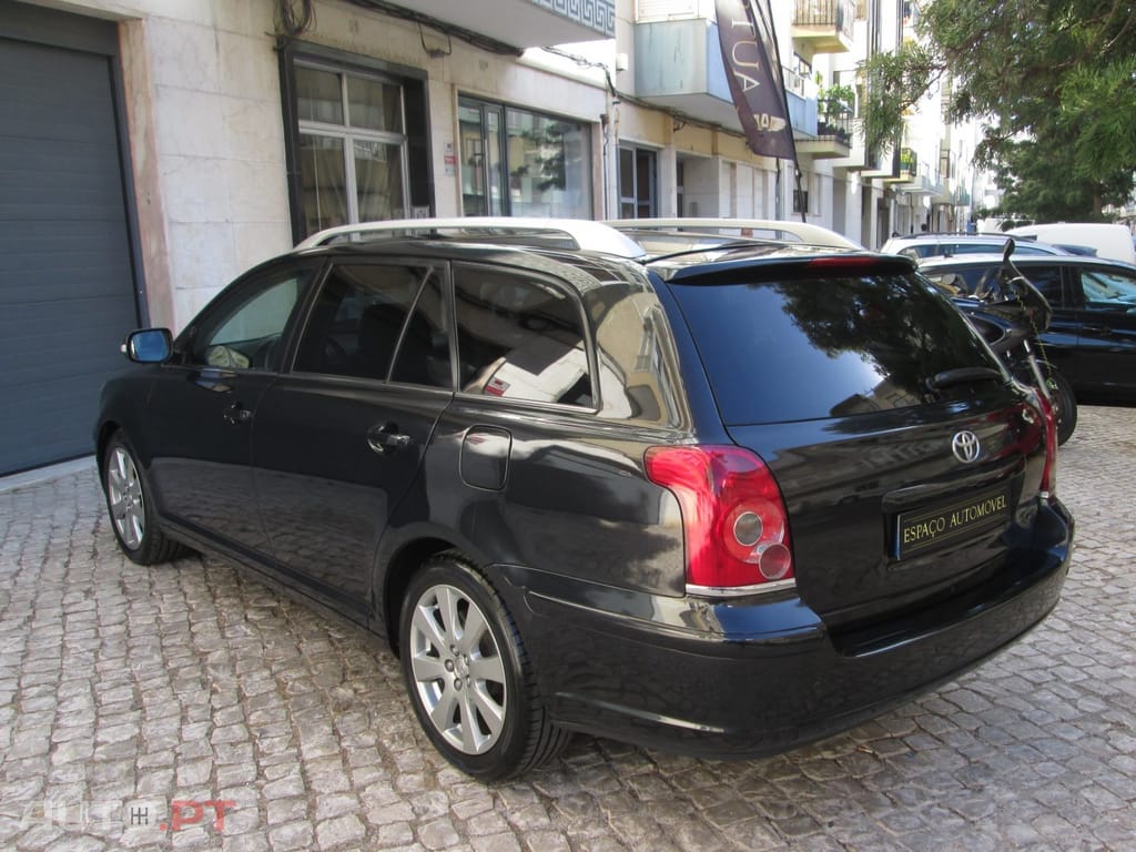 Toyota Avensis 2.0 D-4D Sol+GPS