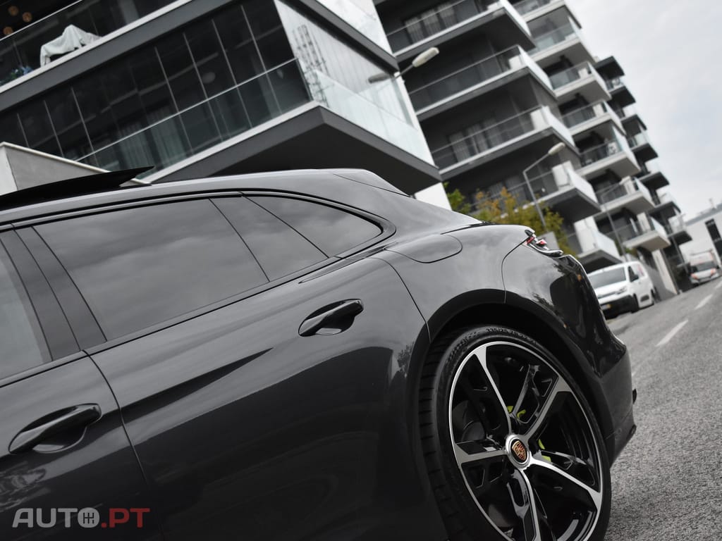 Porsche Panamera ST 4 E-Hybrid