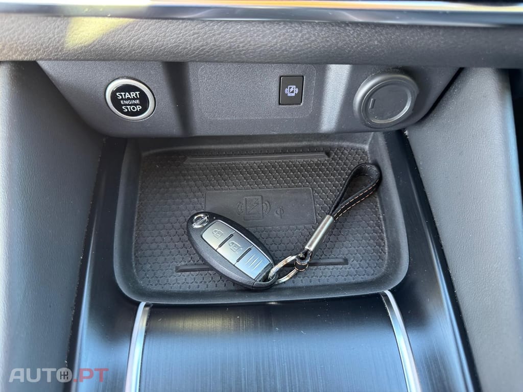 Nissan Qashqai 1.3 DIG-T N-Connecta J18