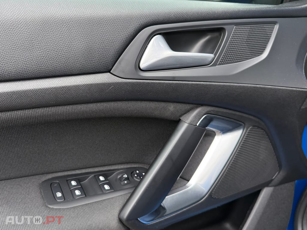 Peugeot 308 SW 1.2 PureTech Allure Full LED