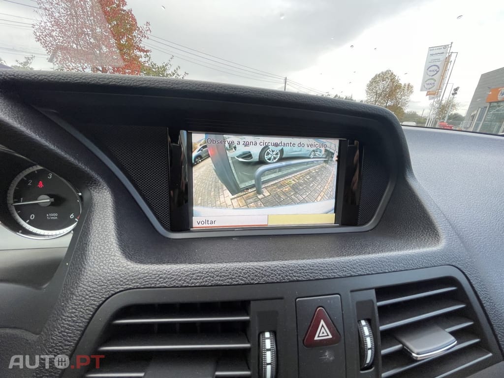 Mercedes-Benz E 250 CDi Avantgarde BlueEfficiency Auto.