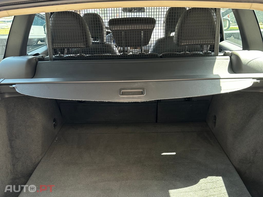 Volvo V50 R Design