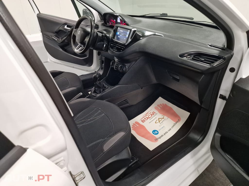 Peugeot 208 1.4 HDi Active