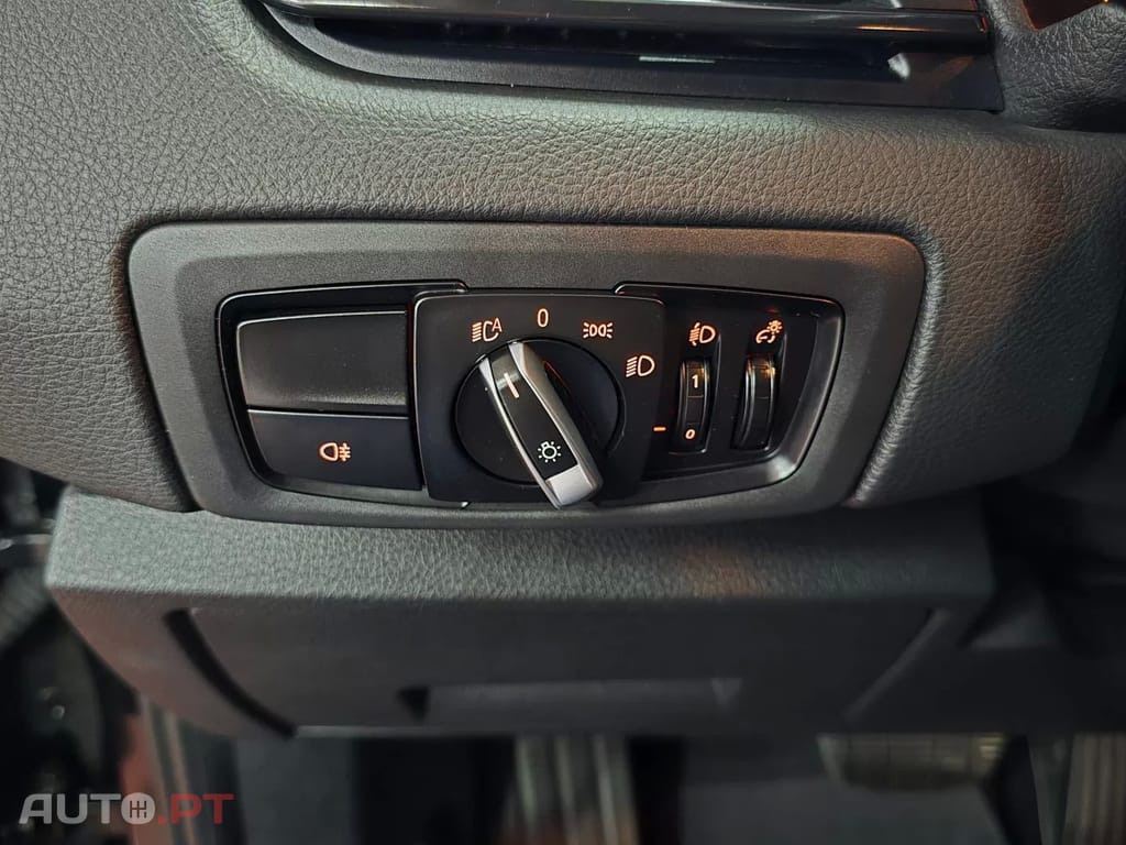 BMW 216 d Advantage Auto