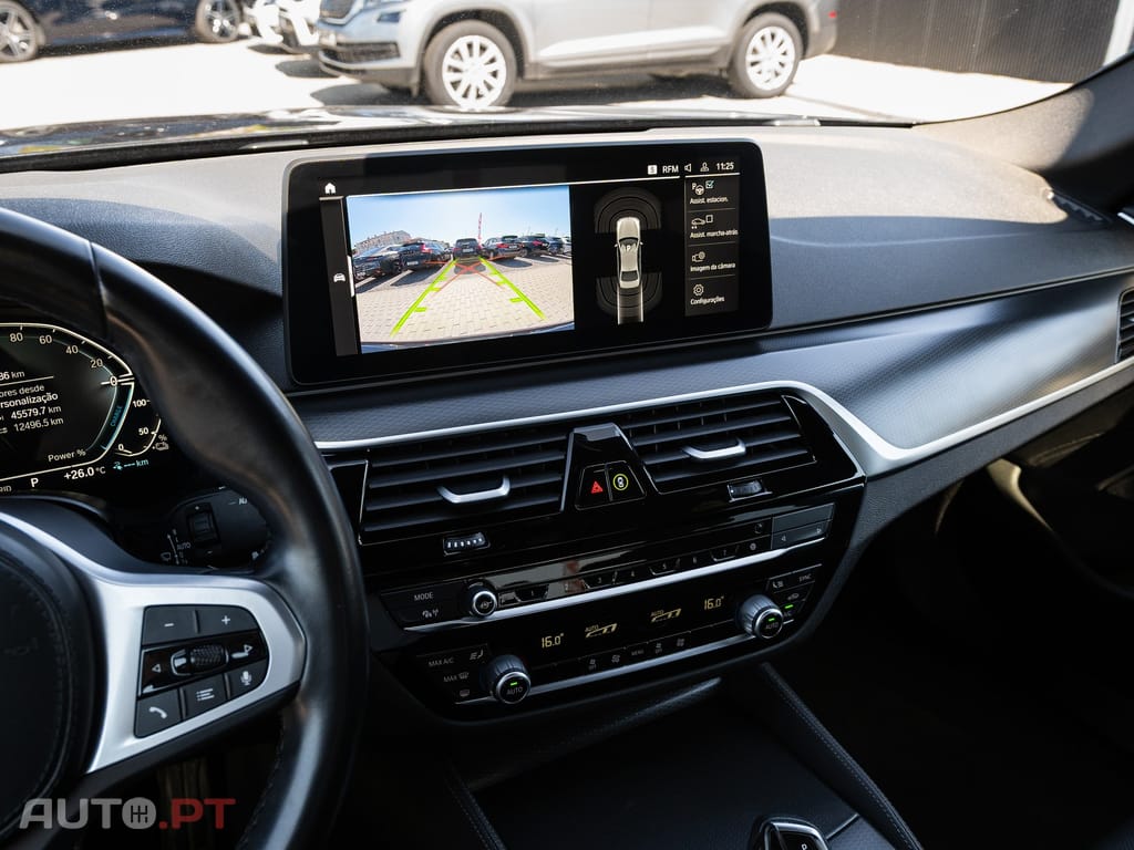 BMW 530 e Pack M — fotografia 19