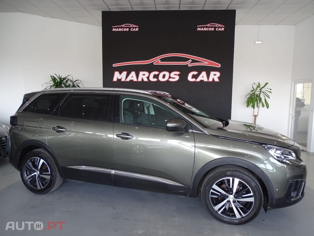 Peugeot 5008 1.5 BlueHDi Allure