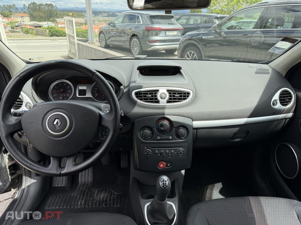 Renault Clio 1.2 16V Confort Dynamique