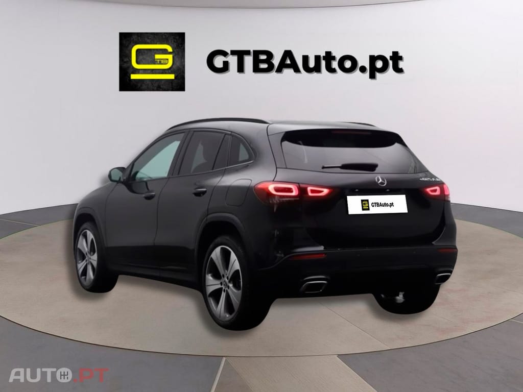 Mercedes-Benz GLA 250 I.V.A DEDUTIVEL e