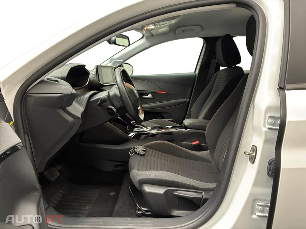Peugeot E-208 50 kWh Active Pack