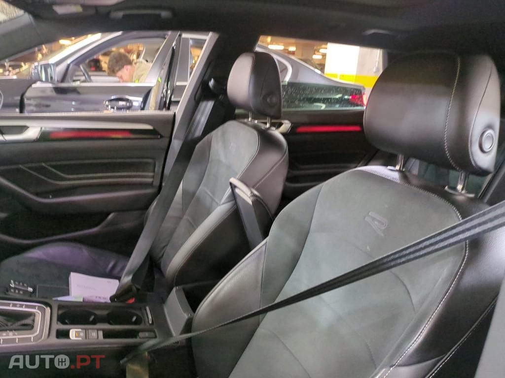 Volkswagen Arteon 2.0 TDI R-Line DSG