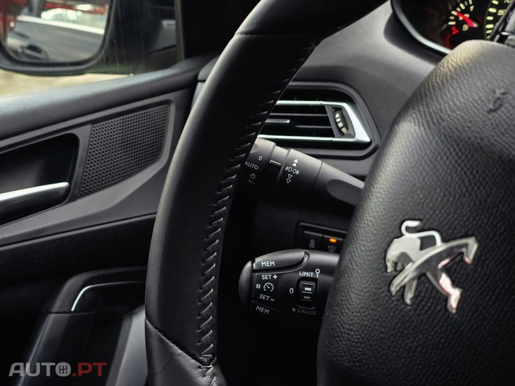 Peugeot 308 SW 1.6 BlueHDi Allure EAT6