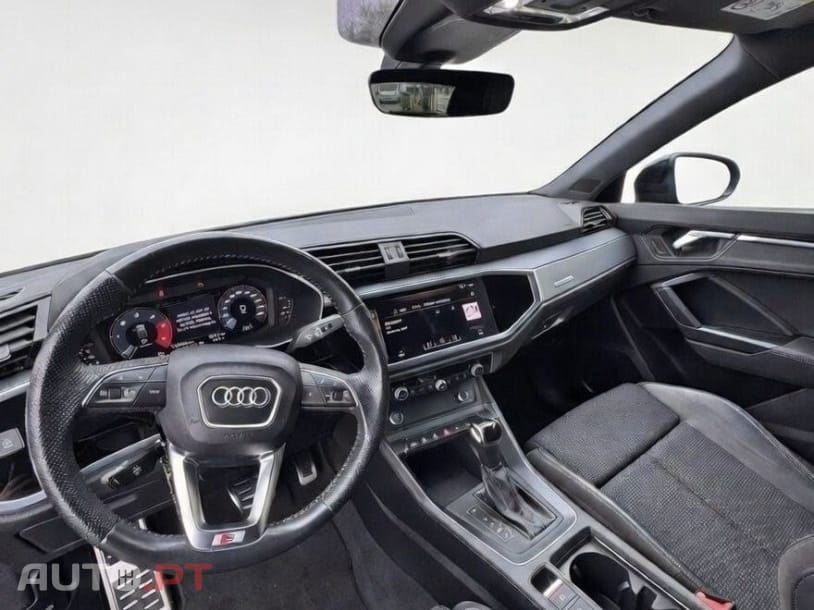 Audi Q3 35 TDI S line S tronic