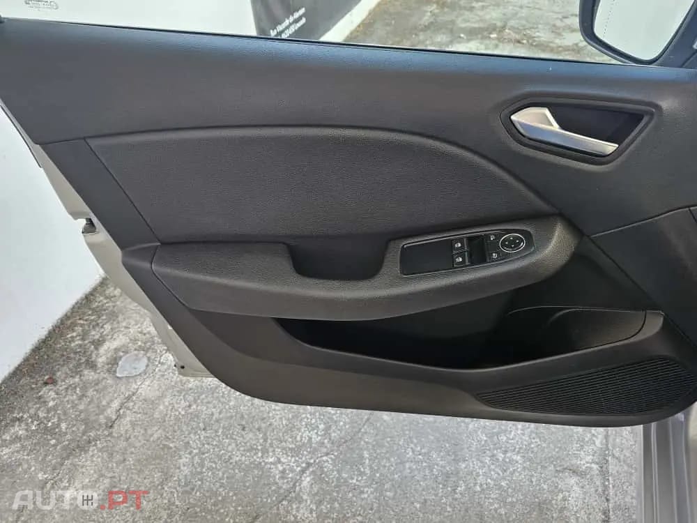Renault Clio 1.0 TCe Intens