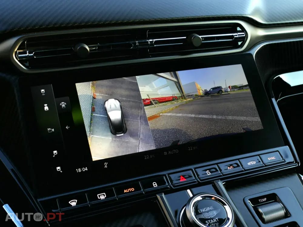 Aston Martin Vantage Coupé V8