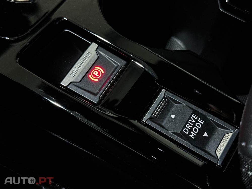Peugeot E-208 51 kWh GT