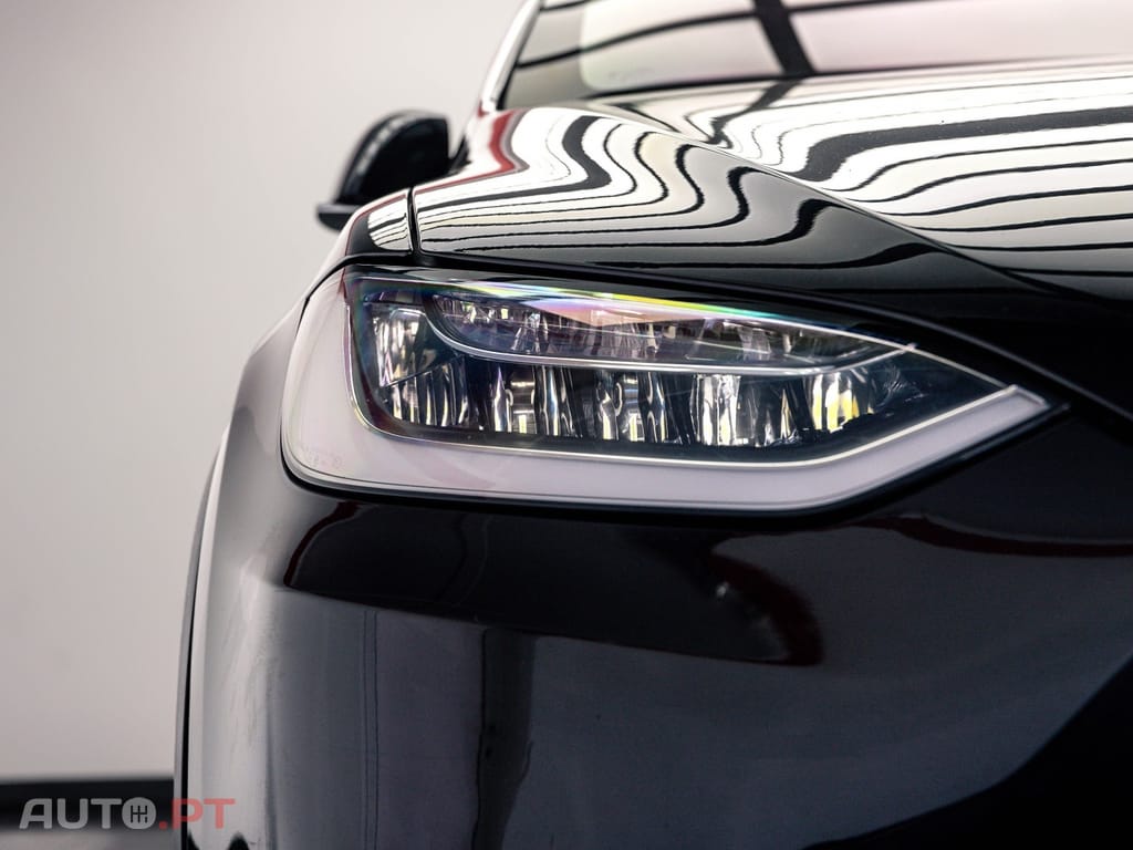 Tesla Model X 75