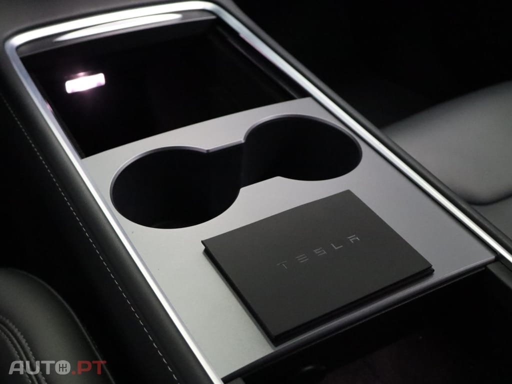 Tesla Model Y Tração Traseira
