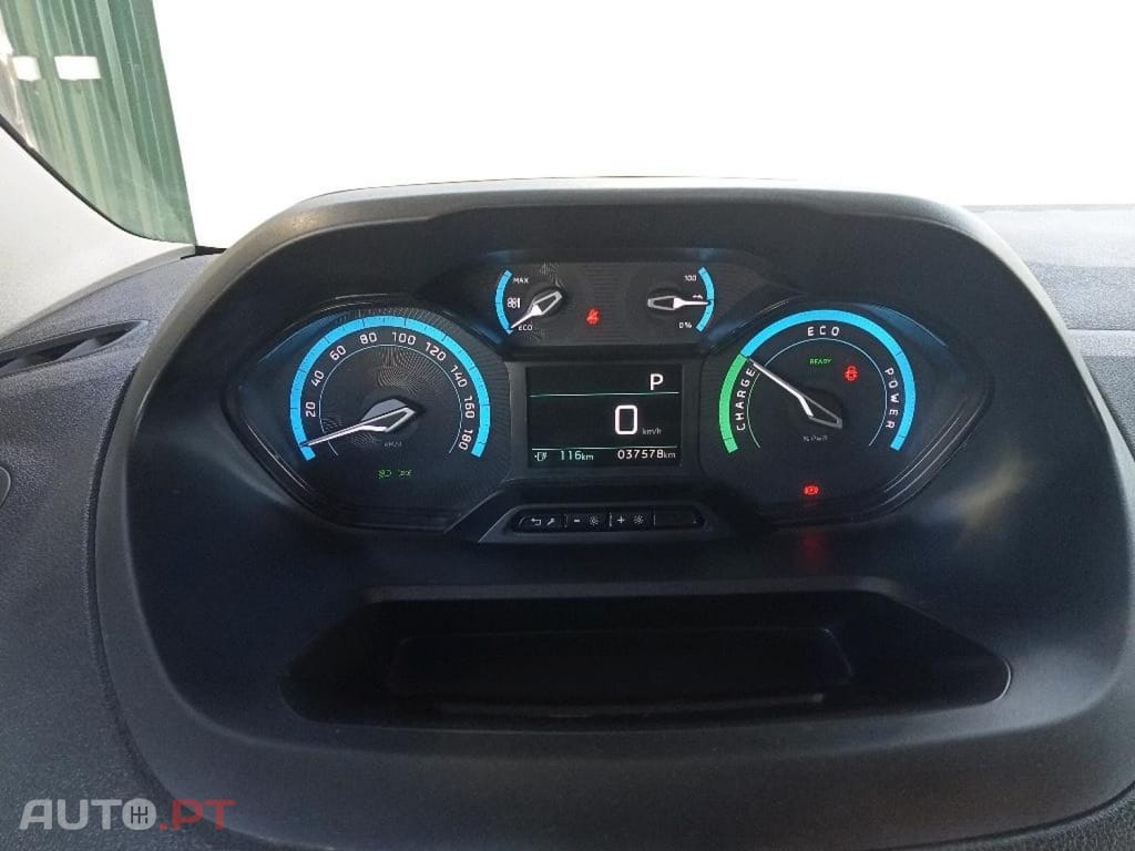 Peugeot Partner e-Partner 50 kWh Premium Standard - IVA Dedutível