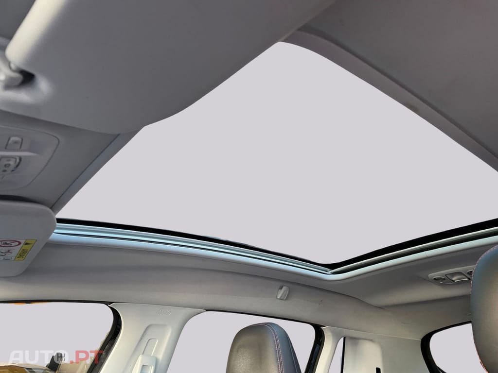 Peugeot 2008 1.2 e-THP GT Line