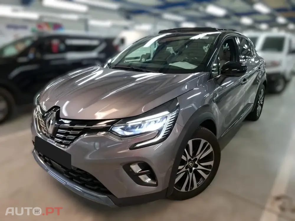 Renault Captur 1.6 E-Tech Plug-In Initiale Paris