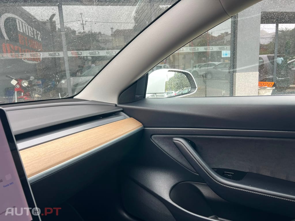 Tesla Model 3 Standard RWD Plus