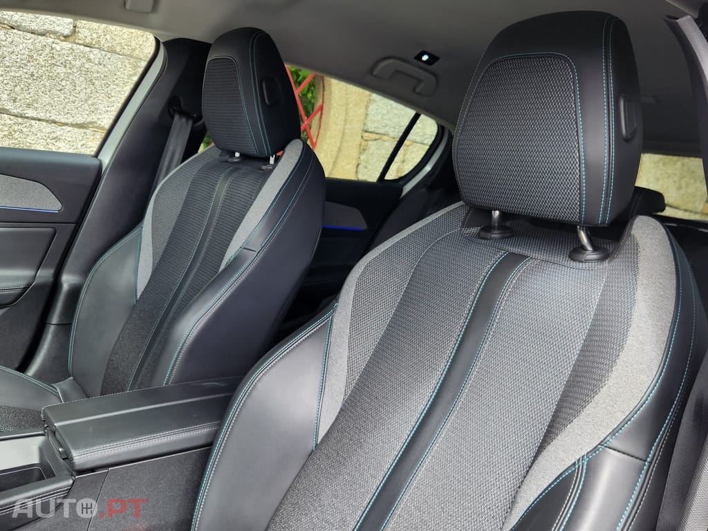 Peugeot 308 1.5 BlueHDi Allure
