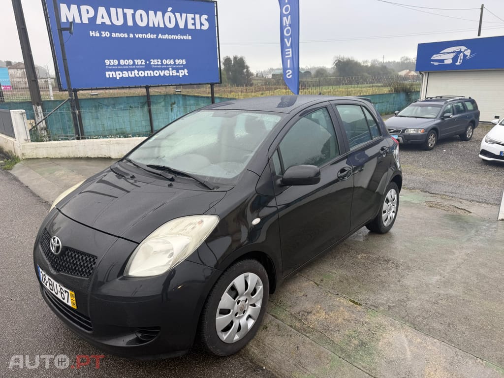 Toyota Yaris 1.0 Sol AC